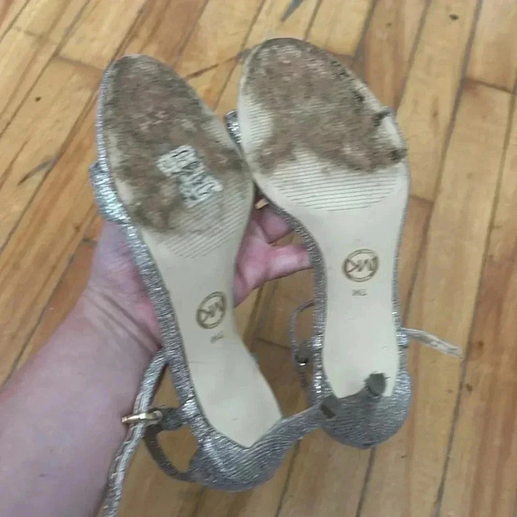 Michael kors sparkly holiday heels - Picture 3 of 4